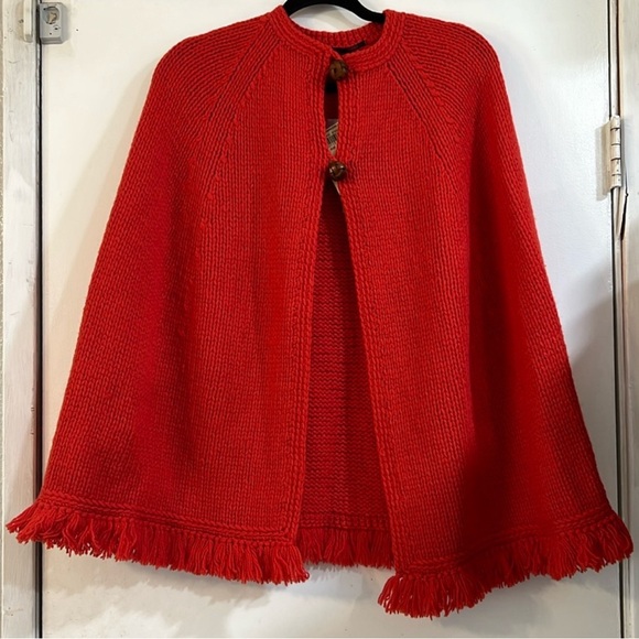 Sweaters - Vintage Lucky Brand Red Cape Wrap Chunky Knit Woven Wool Wood Buttons M Fringe